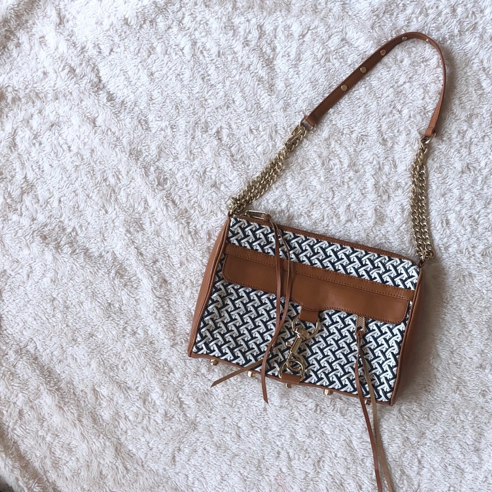 Crossbody bag